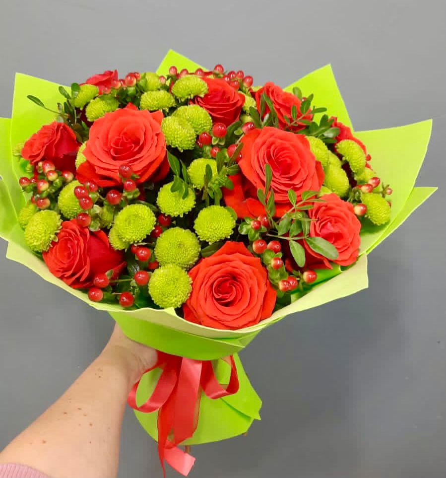 Букет цветов из: Хризантемы и Розы в Черемхово