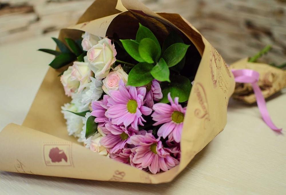 Букет цветов из: Розы и Хризантемы в Черемхово