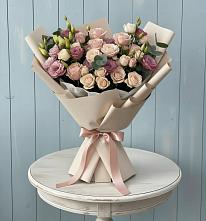 Букет цветов из:  Розы и Лизиантусы в Черемхово