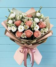 Букет цветов из:  Розы, Альстромерии и Лизиантусы в Черемхово