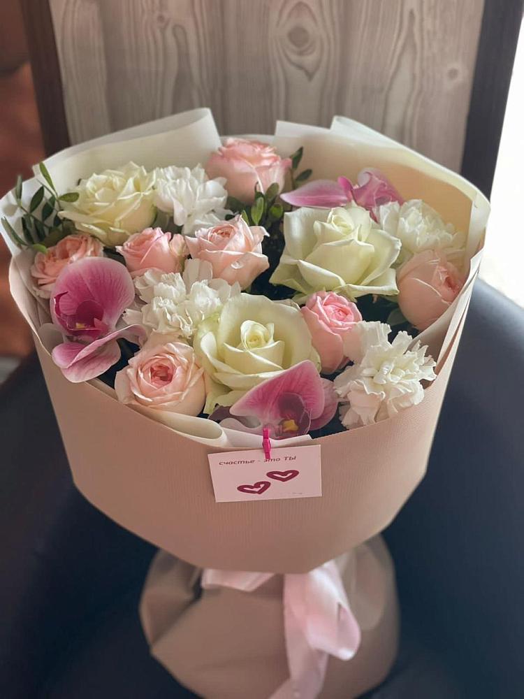 Букет цветов из: Орхидеи, Розы и Гвоздики в Черемхово