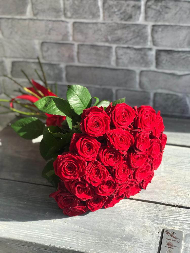 Букет Красные розы Фридом в Черемхово