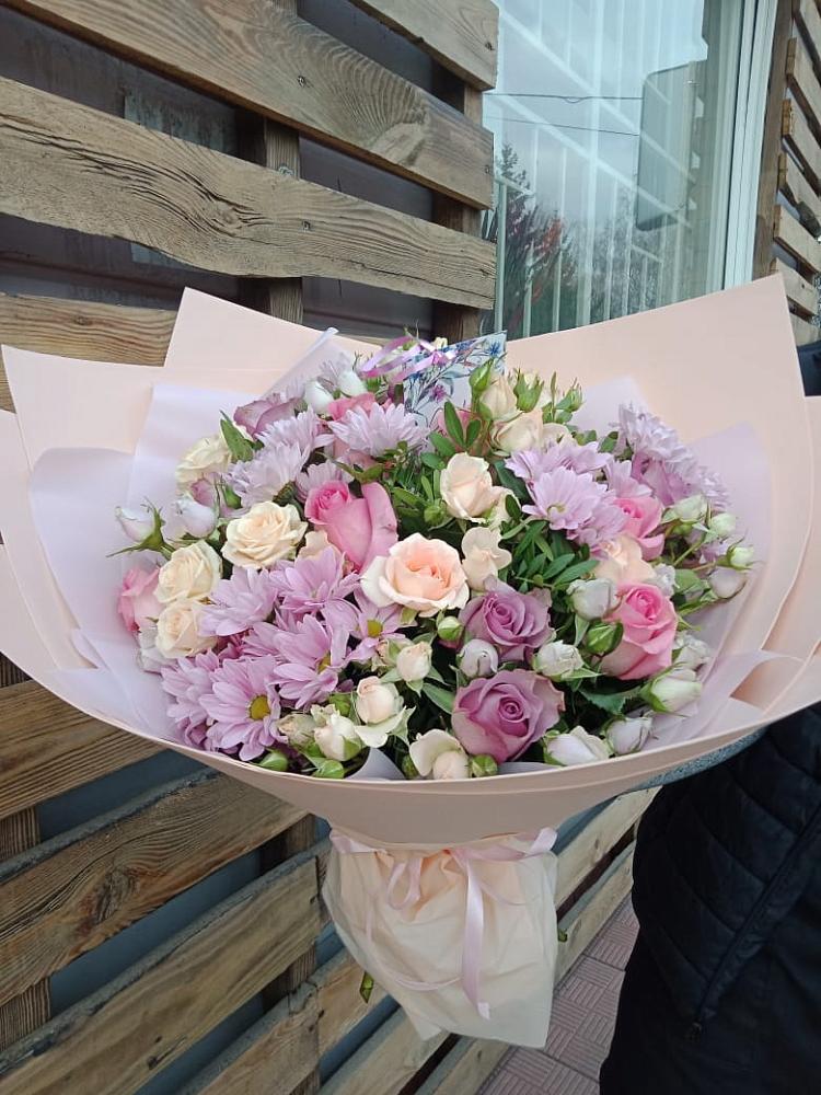 Букет цветов из: Розы и Хризантемы в Черемхово