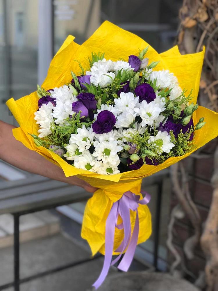 Букет цветов из: Ирисы, Хризантемы и Ромашки в Черемхово