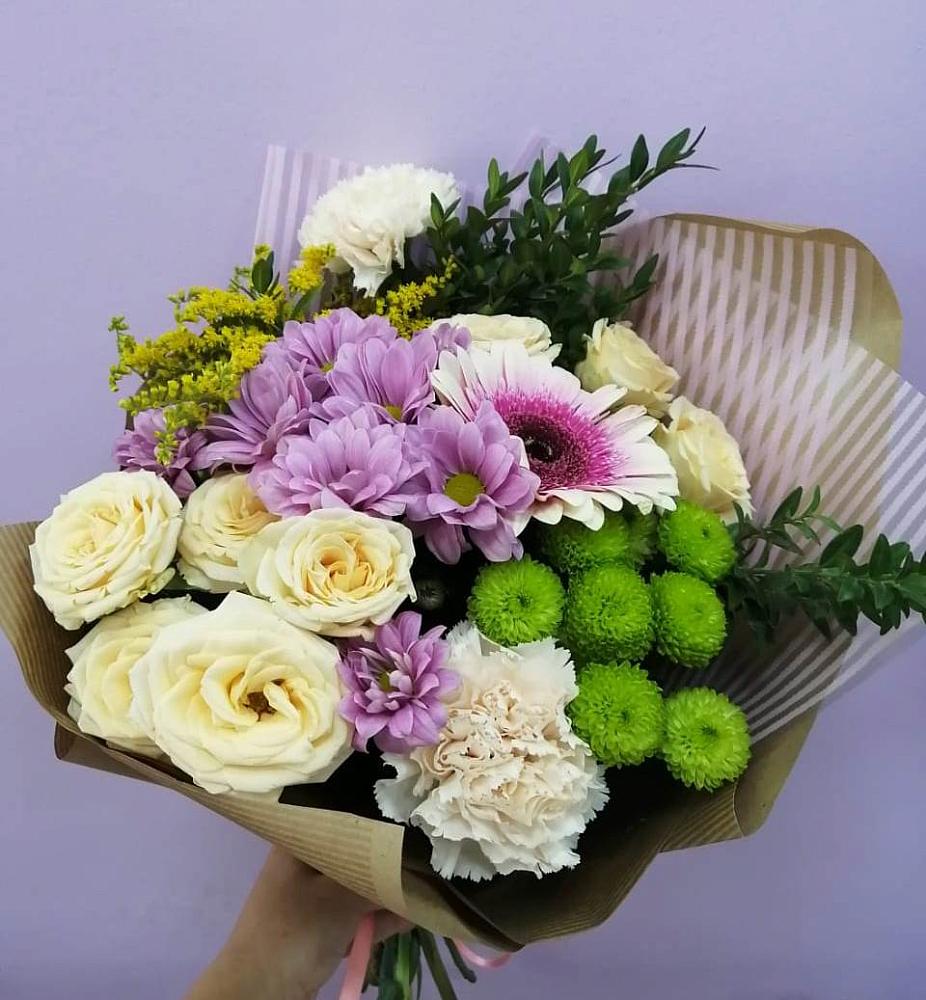 Букет цветов из: Хризантемы, Розы, Гвоздики и Герберы в Черемхово