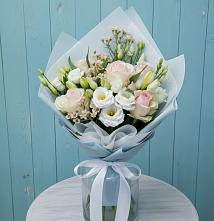 Букет цветов из:  Розы и Лизиантусы #REPLACE_PRED# Черемхово