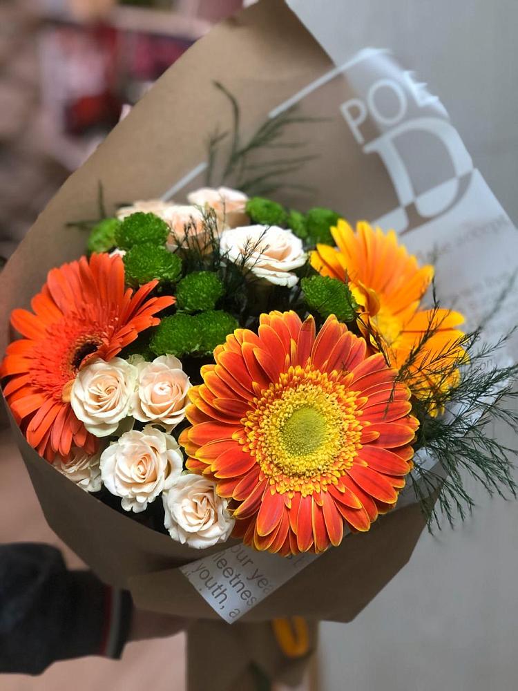 Букет цветов из: Герберы, Хризантемы и Розы в Черемхово