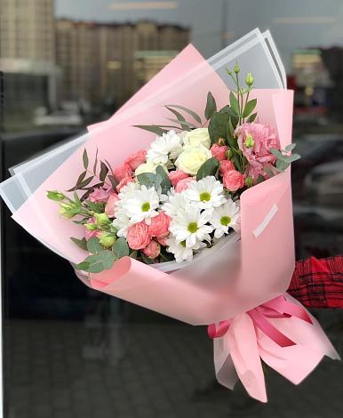 Букет цветов из: Розы, Лизиантусы и Хризантемы в Черемхово