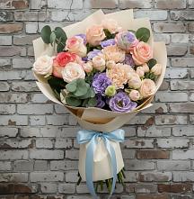 Букет цветов из:  Розы, Лизиантусы и Гвоздики #REPLACE_PRED# Черемхово